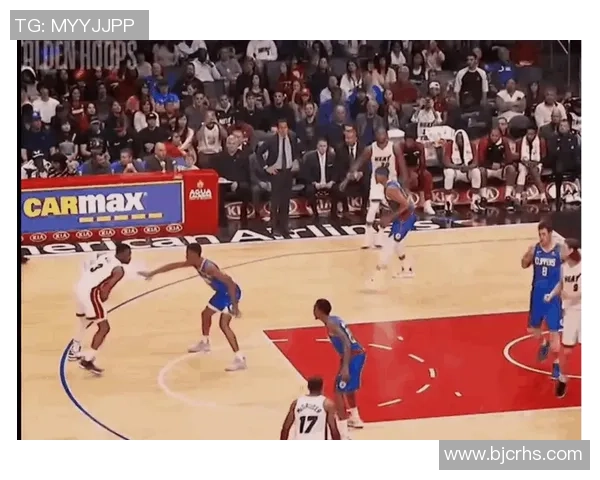 足球场上的闪电侠：那些以速度驰骋的顶级球星揭秘